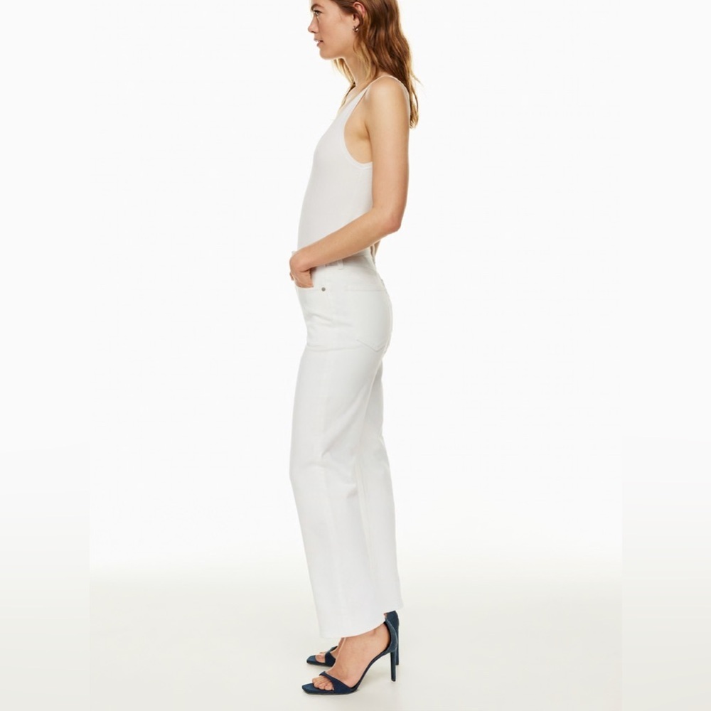 Denim Forum | Arlo High Rise Straight 28L Jeans - Picture 4 of 11